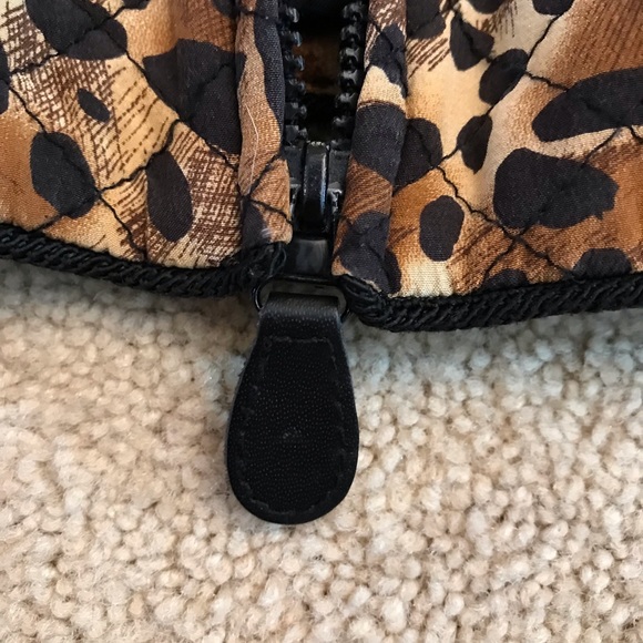Maggy London Silk Cheetah Print Jacket Size 10 US Medium Tan Black Zip Up - Picture 6 of 8